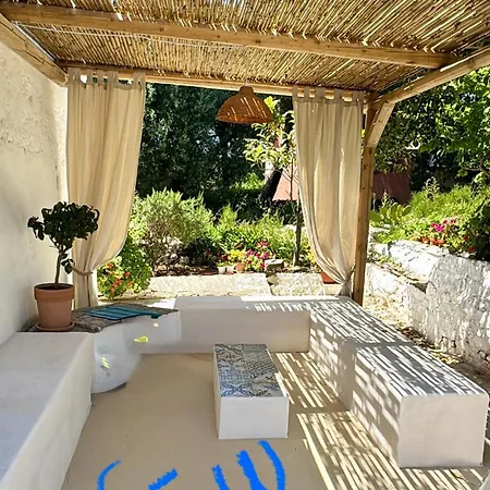 Deco فيلة